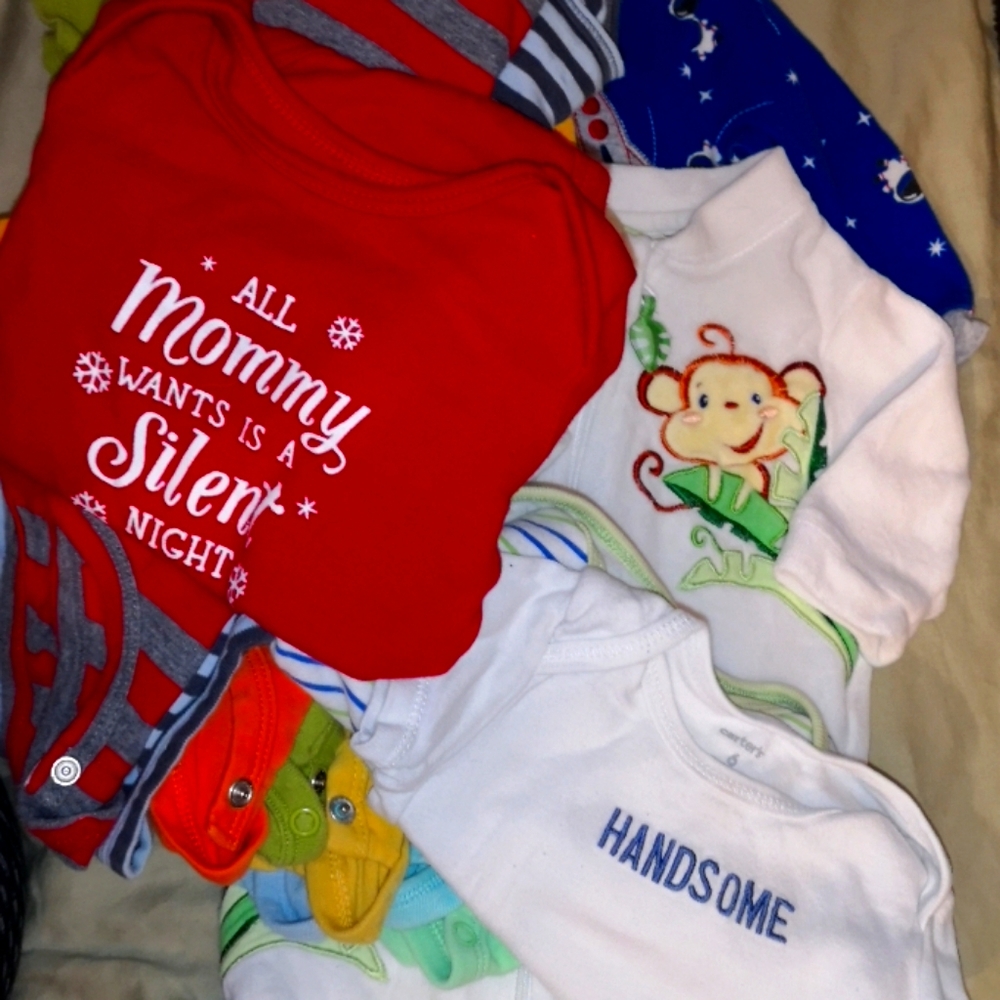 ❤️ 6 mo boys Christmas Bundle of 18